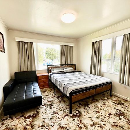 Entire House In Mt Wellington, Central 오클랜드 외부 사진